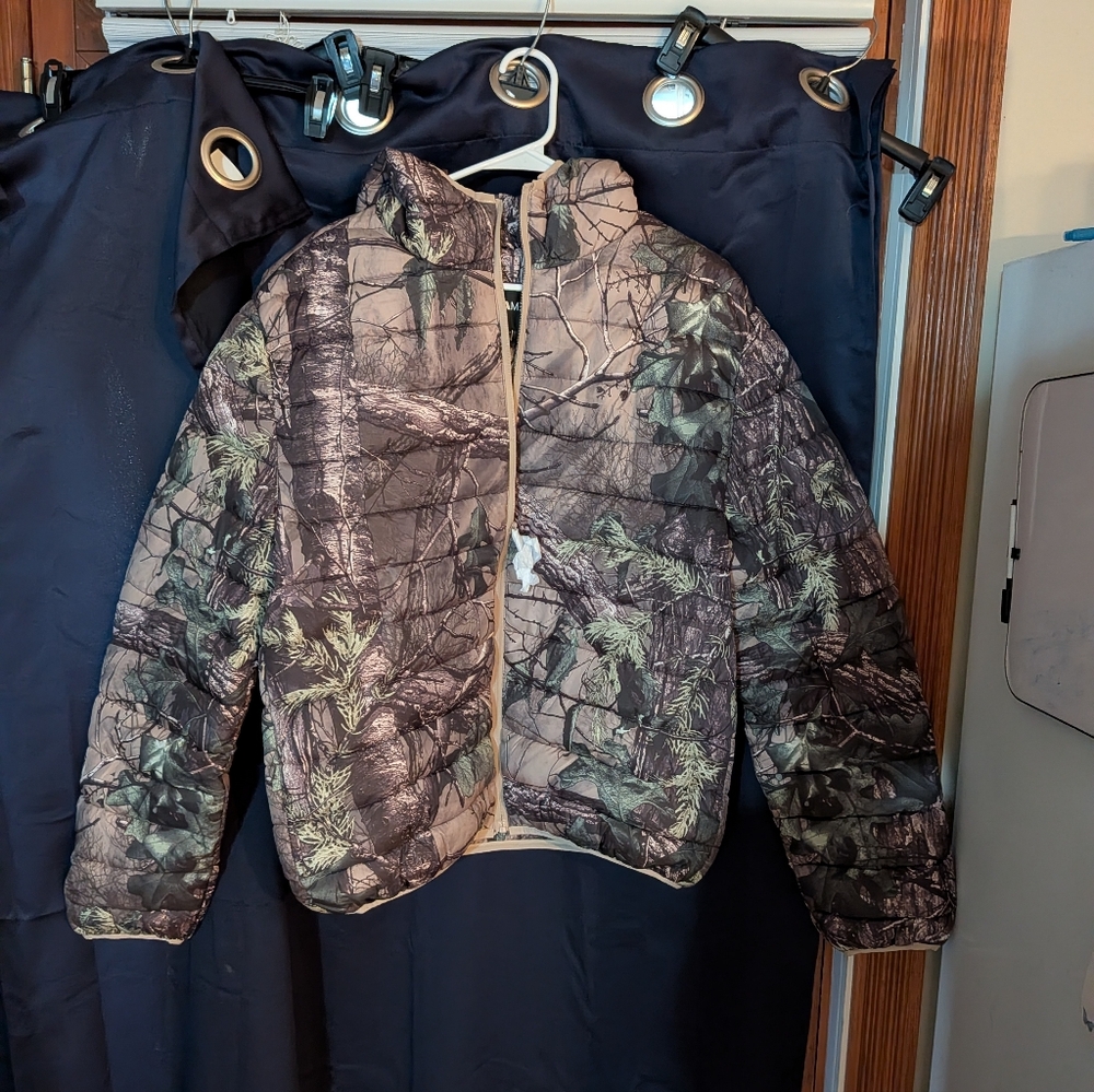 New Men's XXL Camo Hooded Puffer Coat